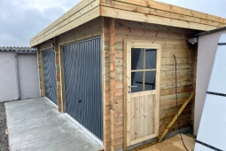 Double garage bois modern